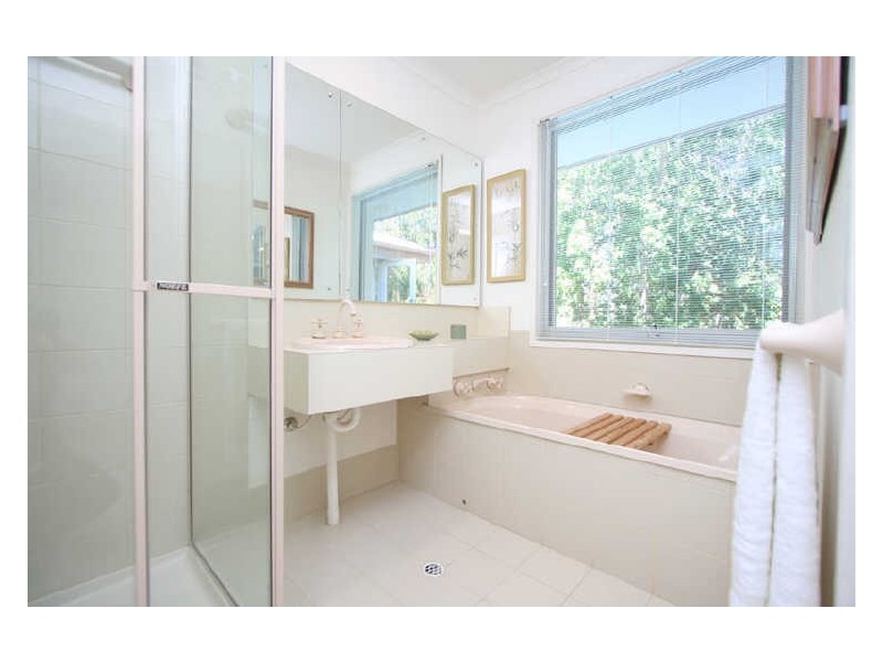 15 Rostrevor Road, Stirling SA 5152