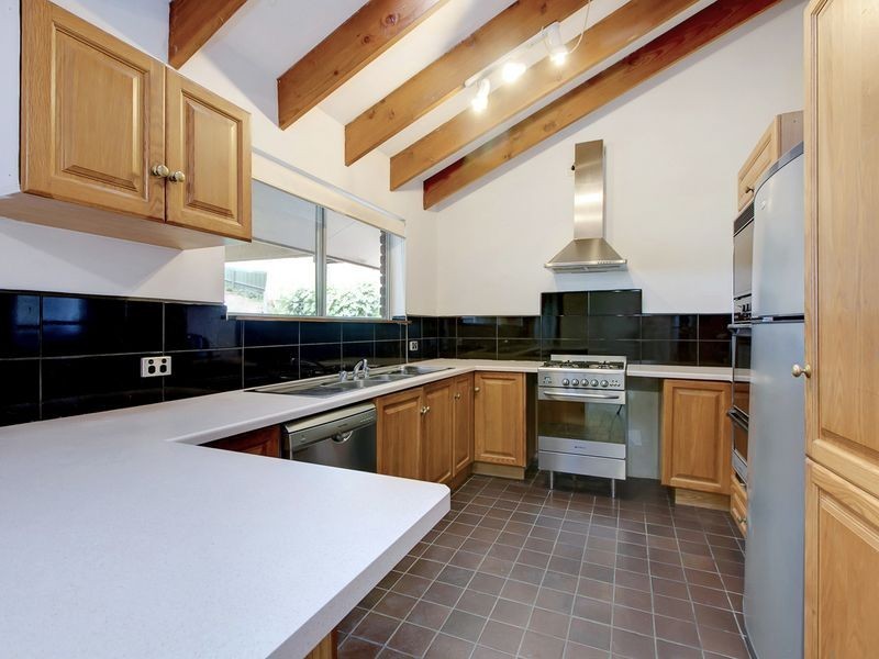 16 Second Street, Mylor SA 5153