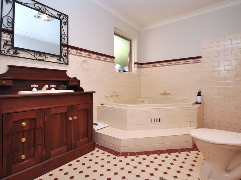 44 Whitewood Drive, Upper Sturt SA 5156