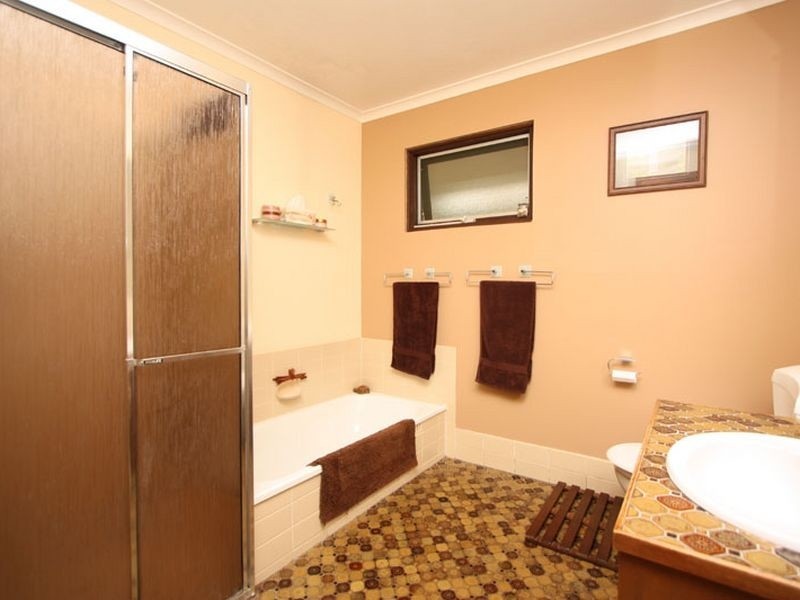 61 Driffield Road, Bridgewater SA 5155