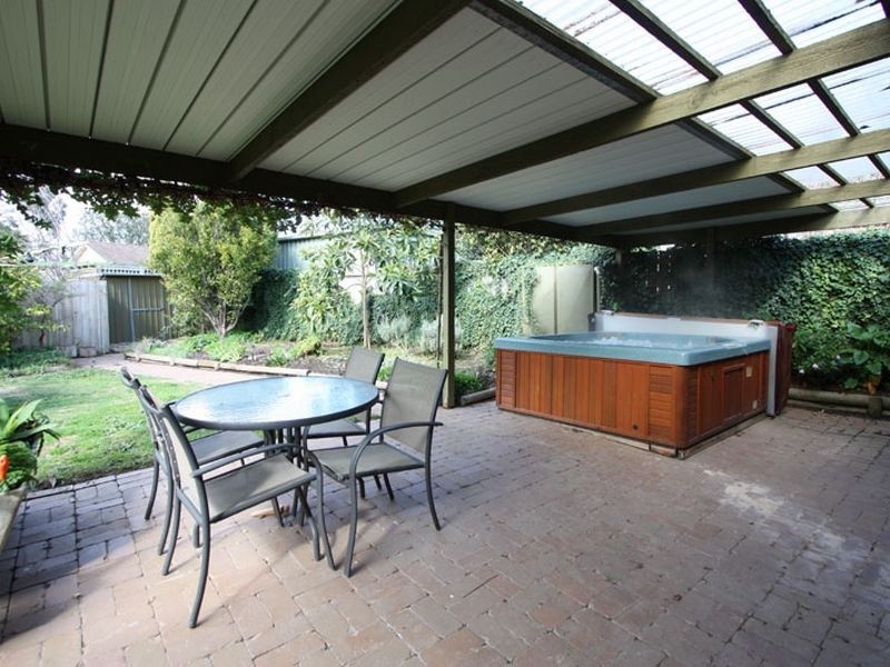 61 Driffield Road, Bridgewater SA 5155