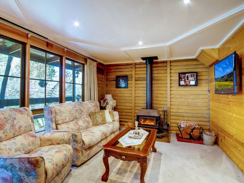 27 Strathalbyn Road, Aldgate SA 5154