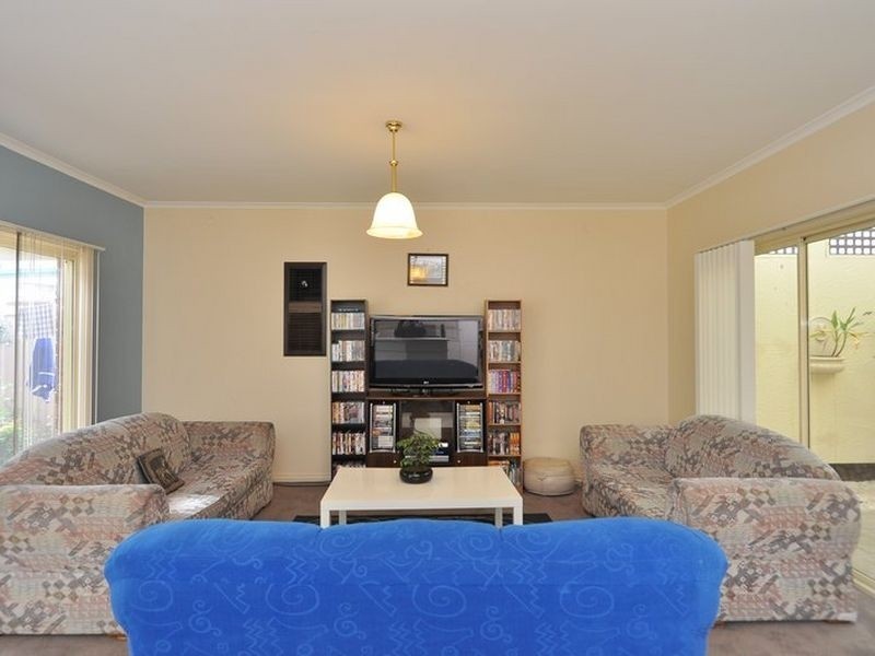 16 Epsilon Close, Woodcroft SA 5162