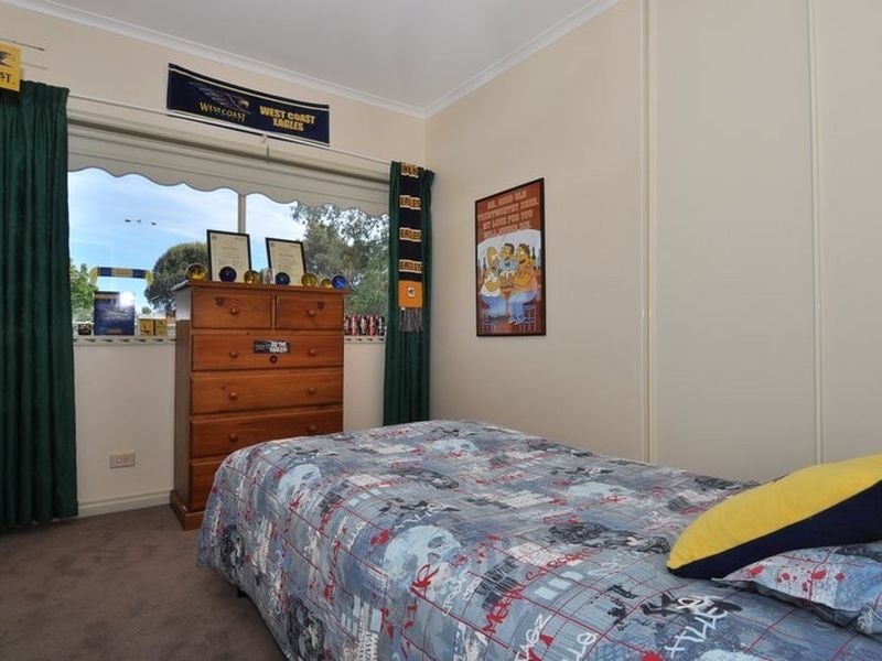 16 Epsilon Close, Woodcroft SA 5162