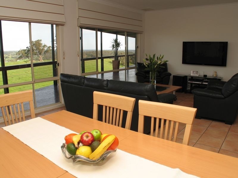 99 Osterley Avenue, Bridgewater SA 5155