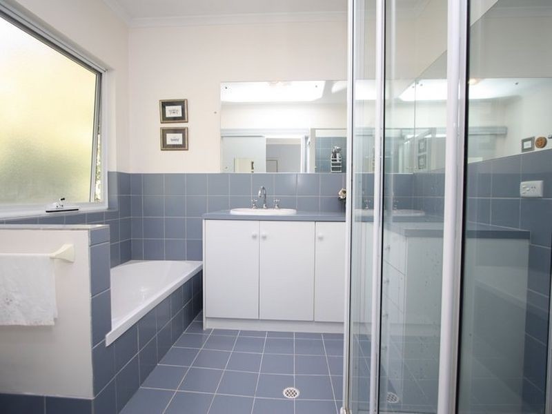 5 Anzac Ridge, Bridgewater SA 5155