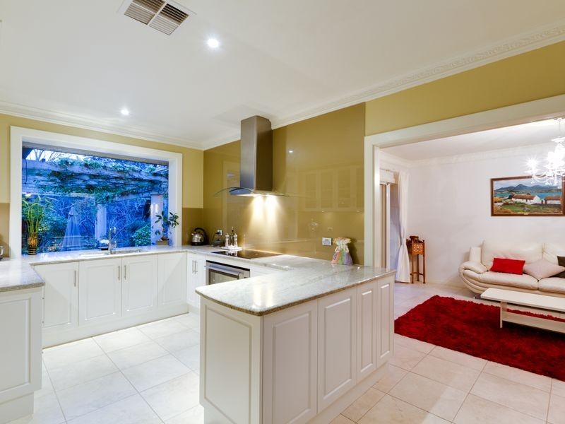 6 Turner St, Stirling SA 5152