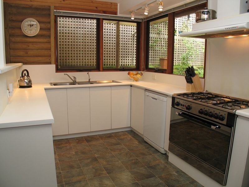 27 Strathalbyn Road, Aldgate SA 5154