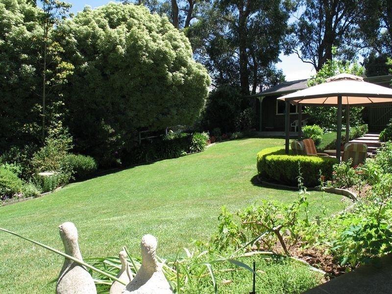 6 Howe Street, Crafers SA 5152