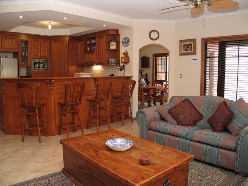 6 Warriparinga Avenue, Craigburn Farm SA 5051