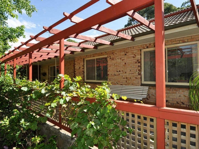 4 Kalmia Avenue, Crafers SA 5152