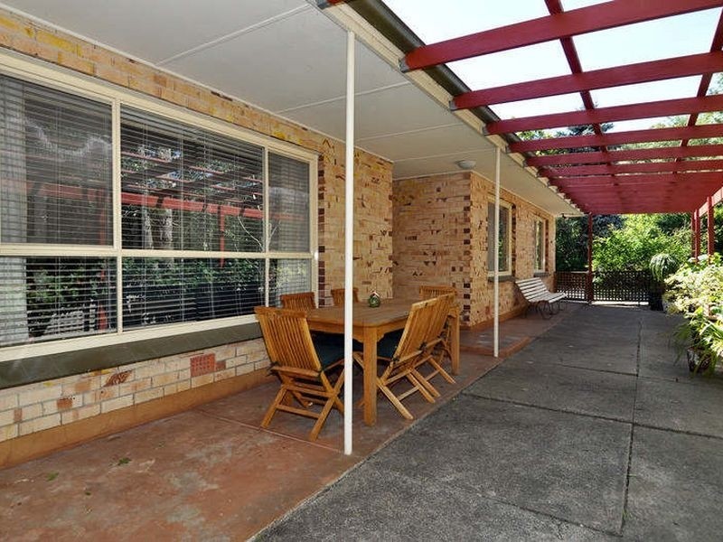 4 Kalmia Avenue, Crafers SA 5152