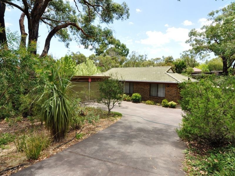 68 Emmett Road, Crafers West SA 5152