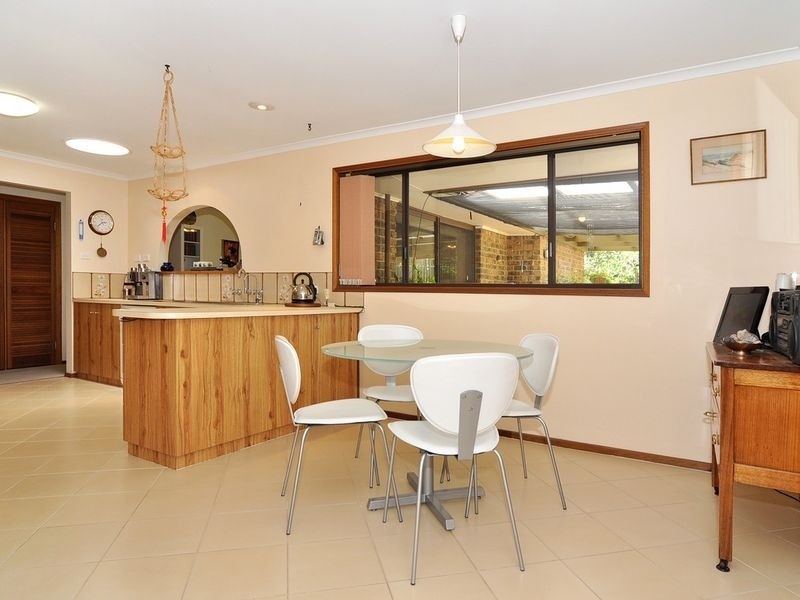 68 Emmett Road, Crafers West SA 5152
