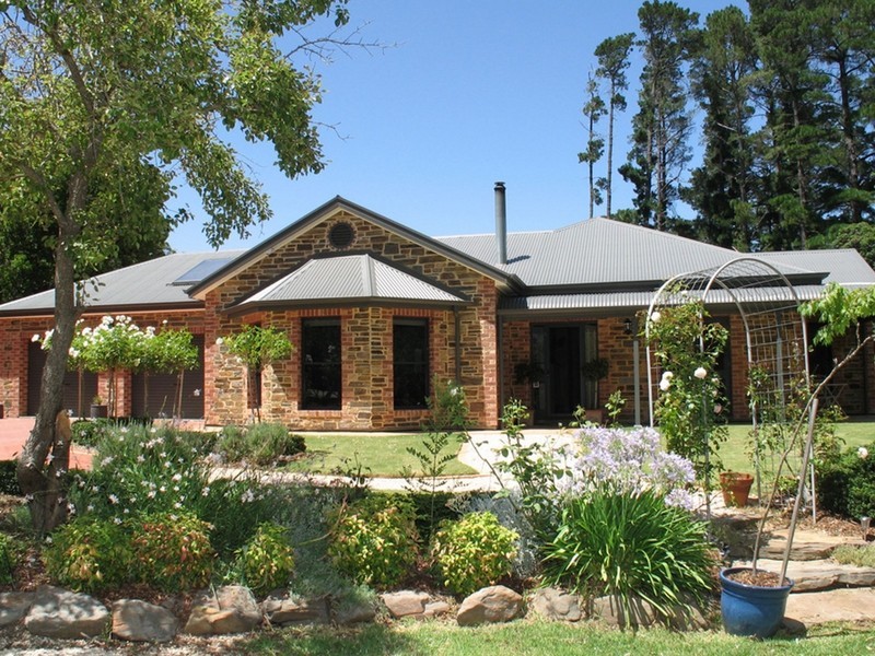 4 Suffolk Road, Aldgate SA 5154