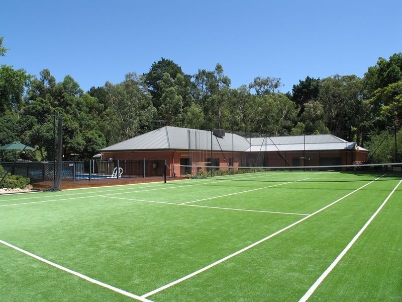 4 Suffolk Road, Aldgate SA 5154