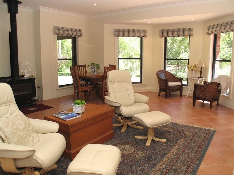 4 Suffolk Road, Aldgate SA 5154