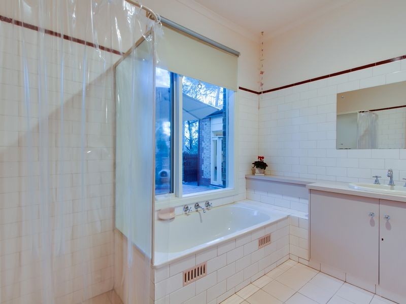 6 Cherry Pine Place, Aldgate SA 5154