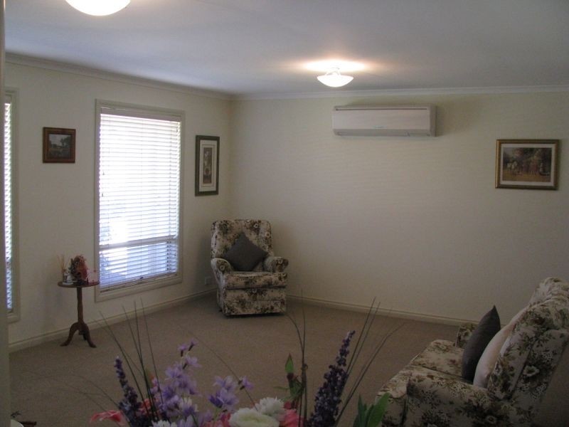 38 Strathmont Drive, Strathalbyn SA 5255