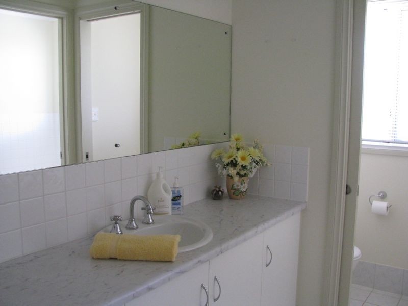 38 Strathmont Drive, Strathalbyn SA 5255