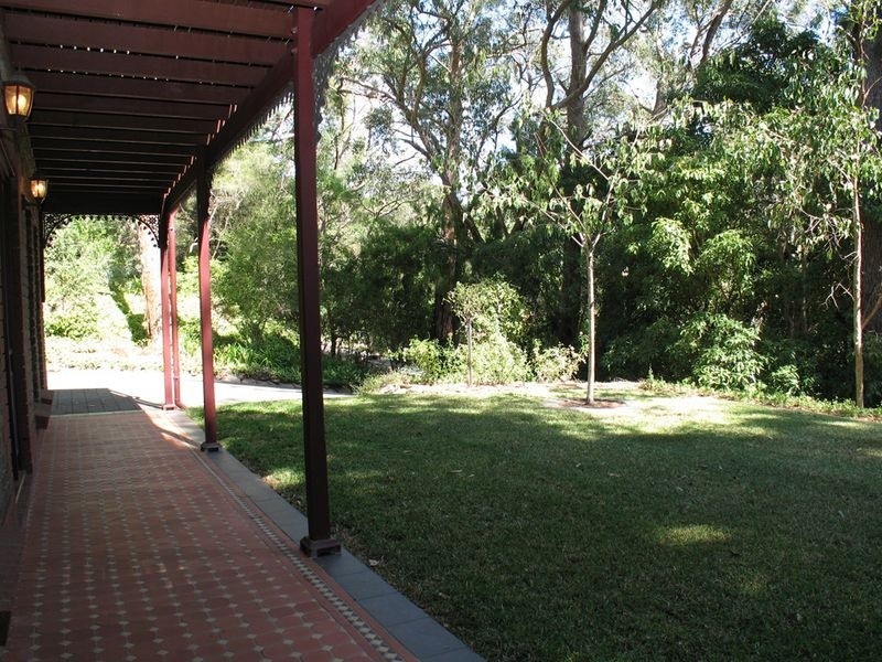 4 Somerset Road, Aldgate SA 5154