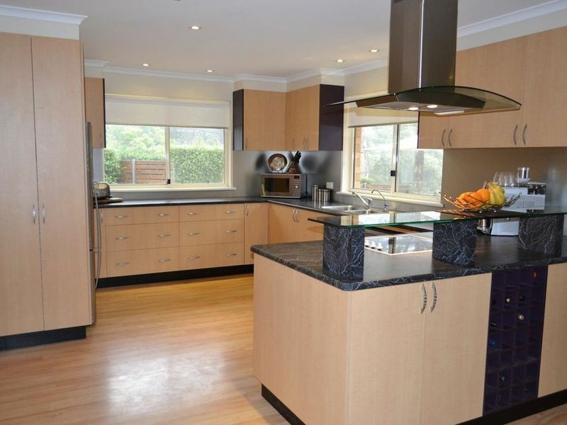 5 Charlton St, Bridgewater SA 5155