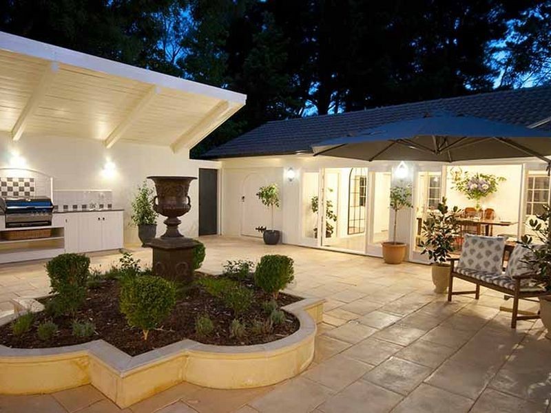 15 Glen Street, Crafers West SA 5152