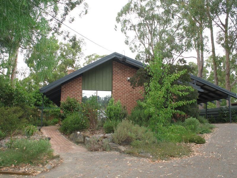 19 Woorabinda Drive, Stirling SA 5152