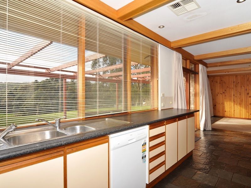 3 Allumba Drive, Ironbank SA 5153