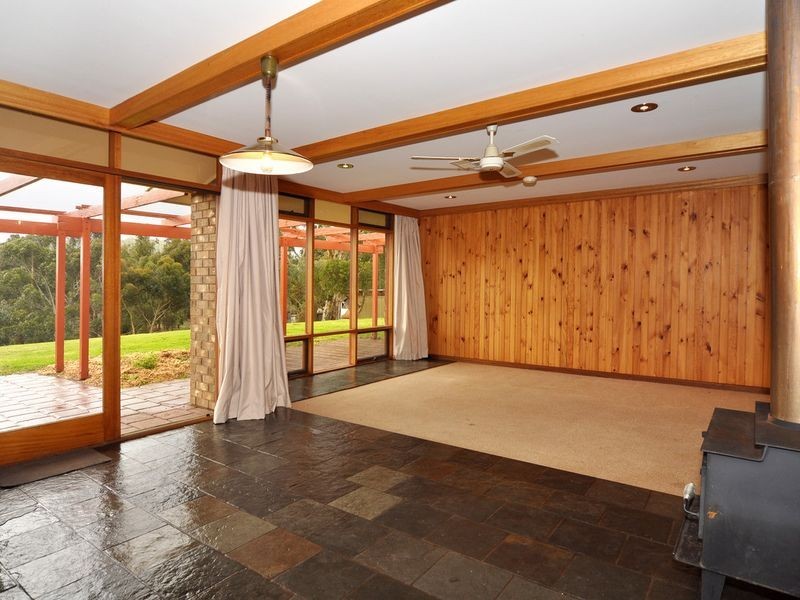 3 Allumba Drive, Ironbank SA 5153