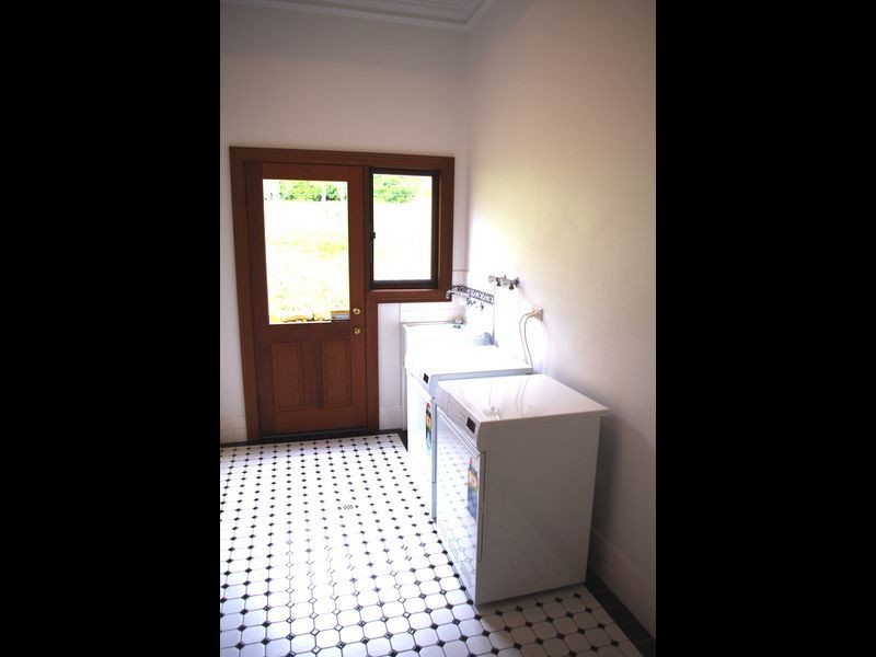 4 Oakbank St, Stirling SA 5152