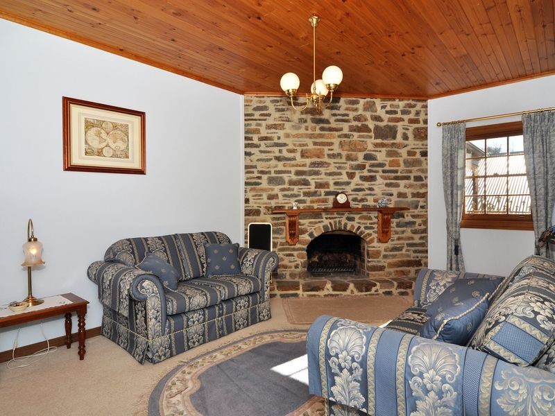 12 Erica Road, Heathfield SA 5153