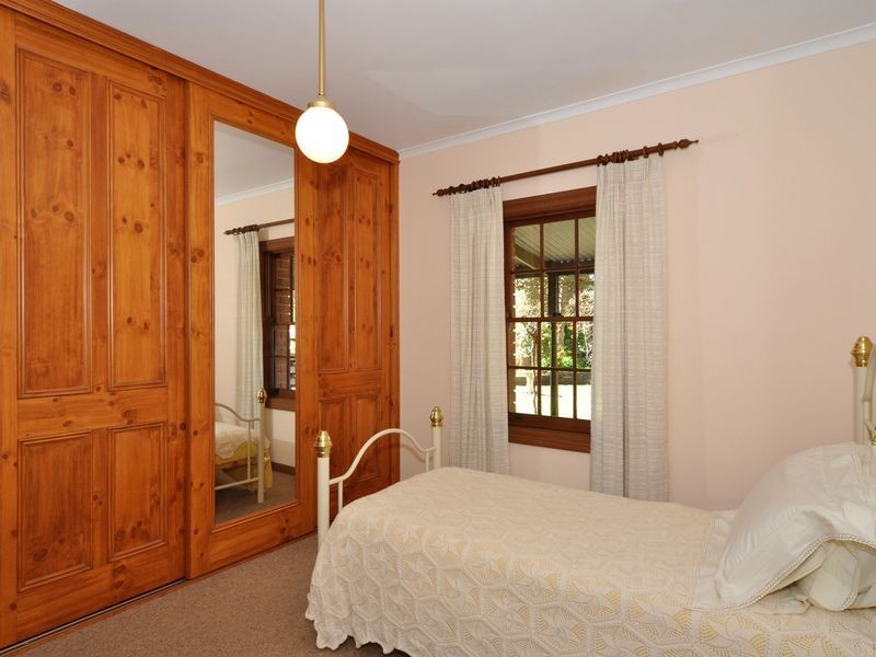 12 Erica Road, Heathfield SA 5153
