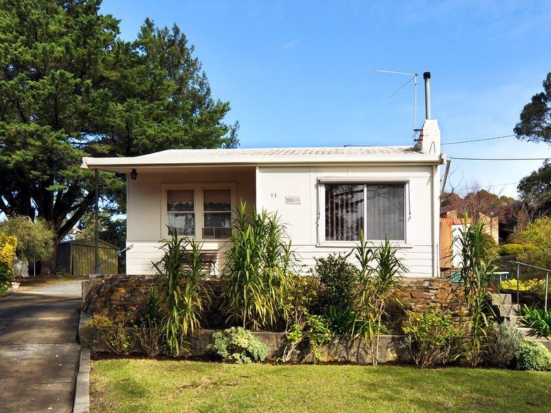 11 Driffield Road, Bridgewater SA 5155
