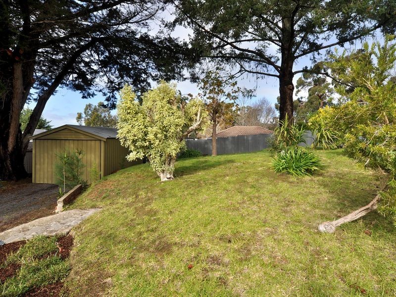 11 Driffield Road, Bridgewater SA 5155