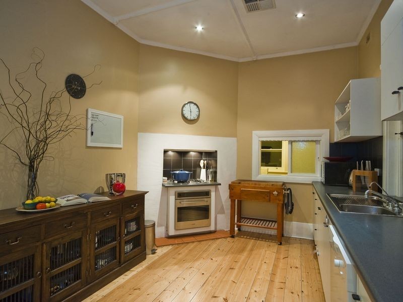 42 Pomona Road, Stirling SA 5152