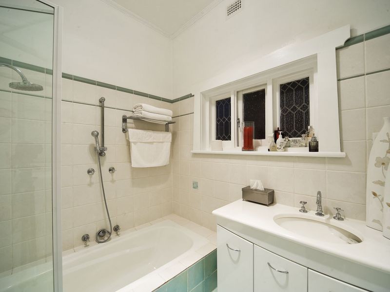 42 Pomona Road, Stirling SA 5152