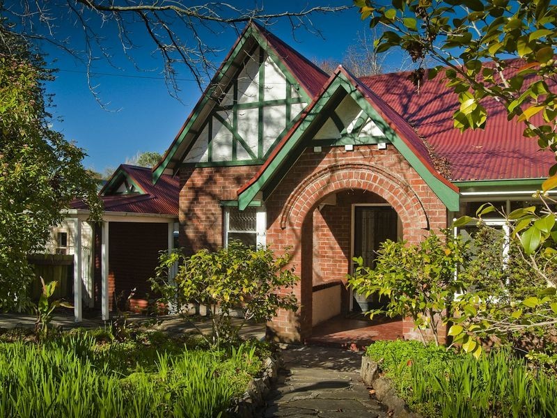 42 Pomona Road, Stirling SA 5152