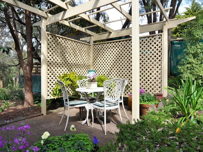 76 Gleneagles Rd, Mount Osmond SA 5064