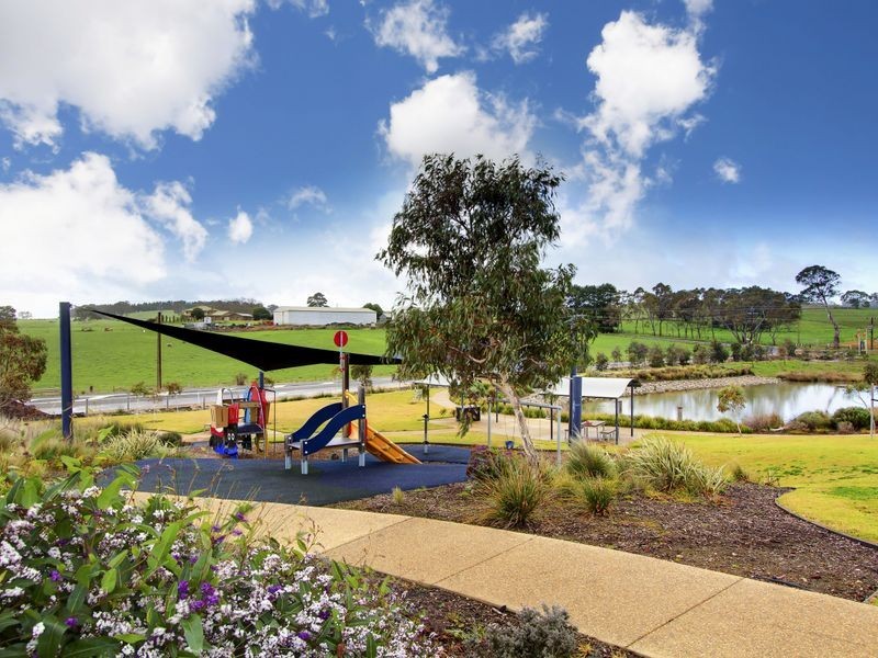 2 Highland Street, Mount Barker SA 5251