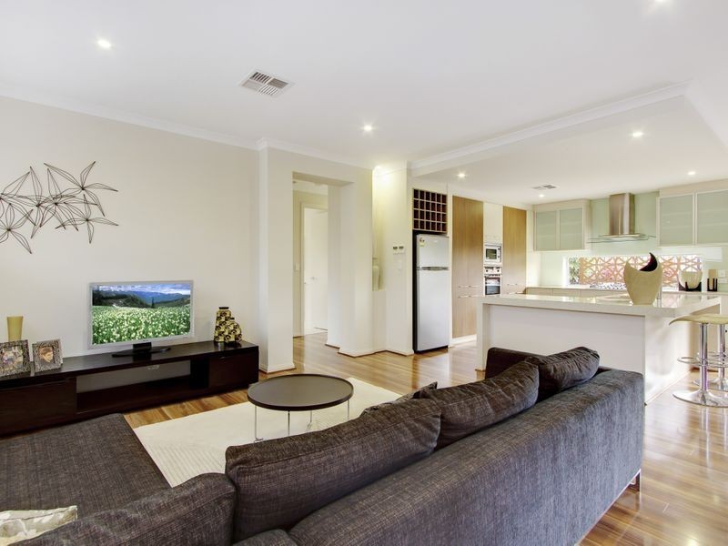 2 Highland Street, Mount Barker SA 5251