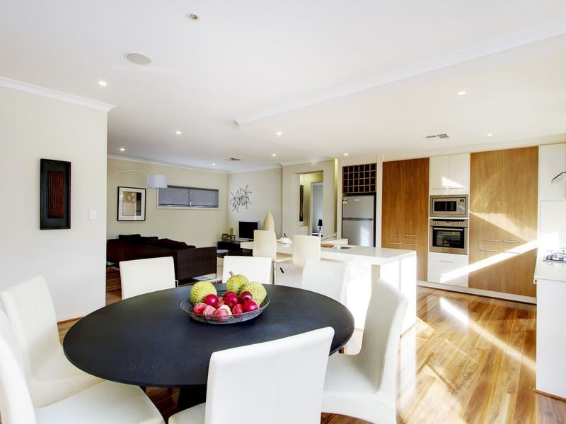 2 Highland Street, Mount Barker SA 5251