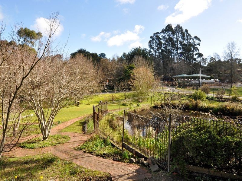 58 Braeside Road, Stirling SA 5152