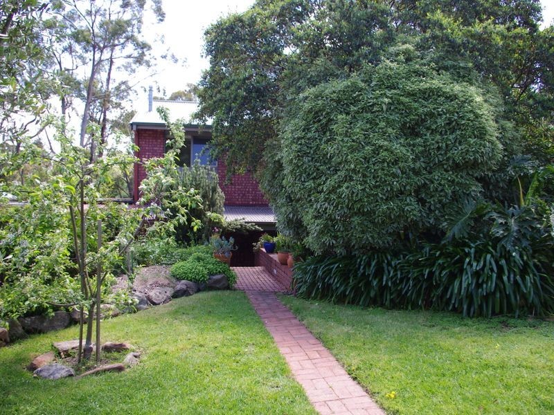 16 First Avenue, Bridgewater SA 5155