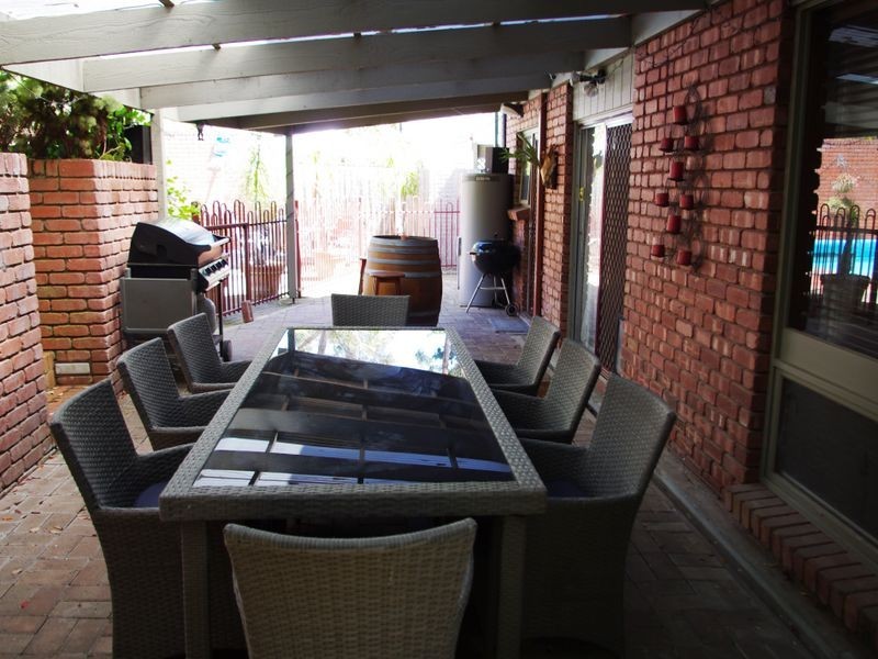 16 First Avenue, Bridgewater SA 5155
