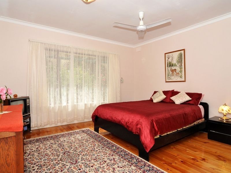 35 Lesley Crescent, Crafers SA 5152