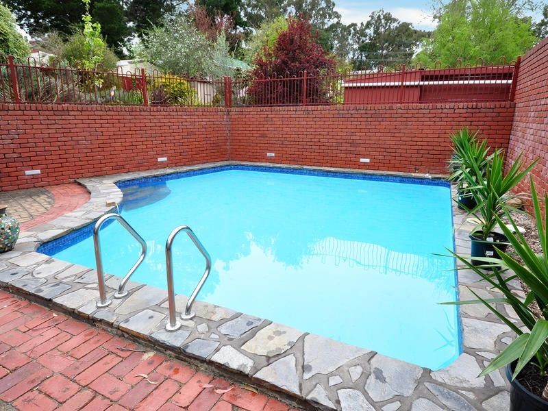 16 First Avenue, Bridgewater SA 5155