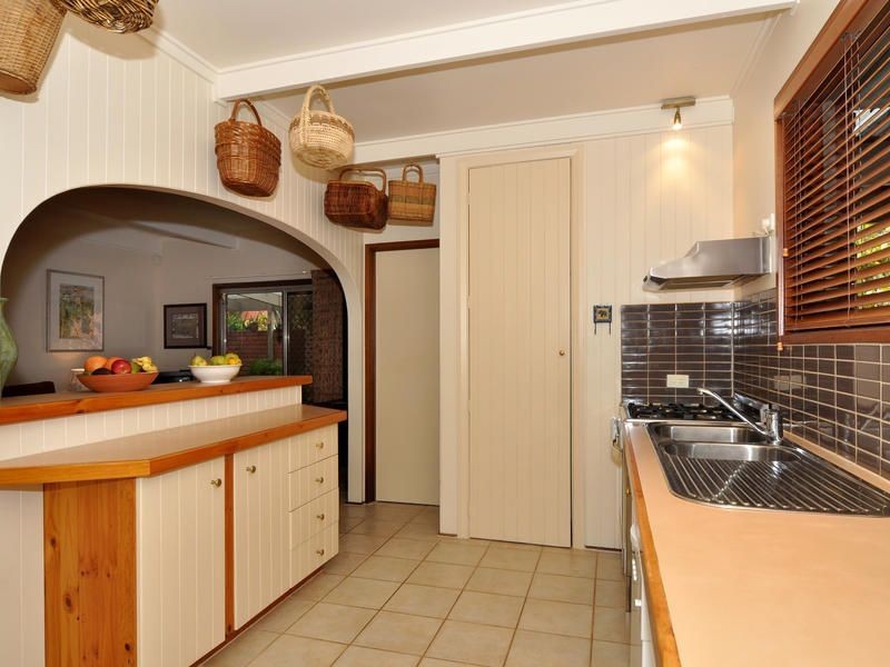 16 First Avenue, Bridgewater SA 5155