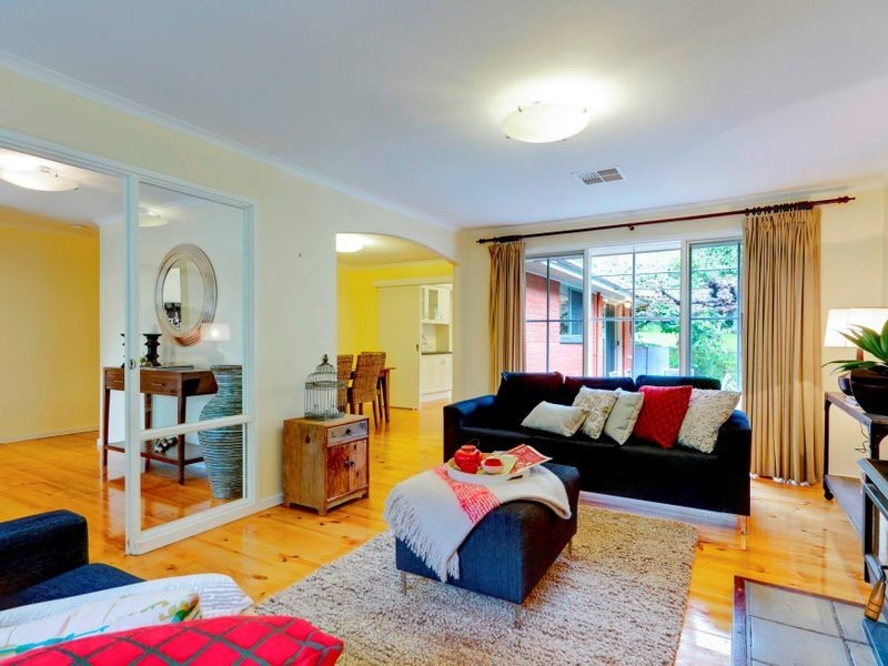 11 Hawthorn Road, Stirling SA 5152