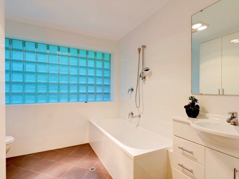 11 Hawthorn Road, Stirling SA 5152
